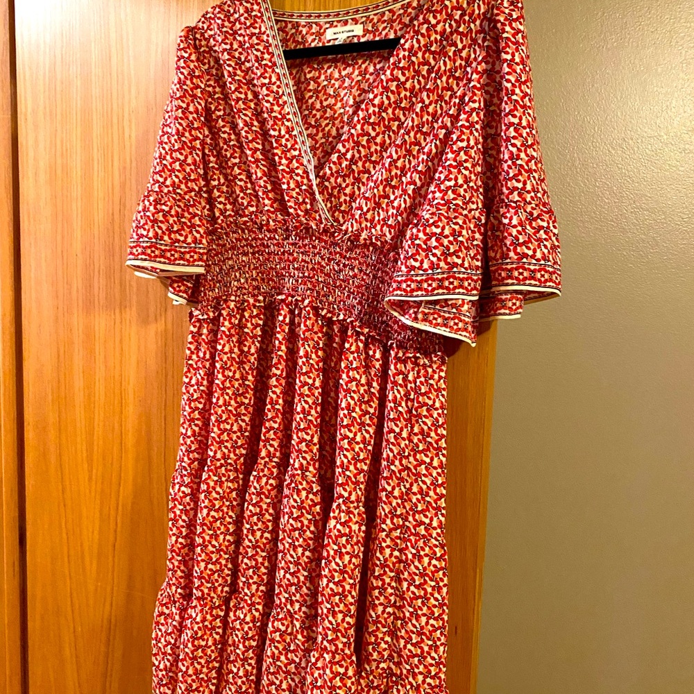 Fun floral print dress with bell sleeves, never worn